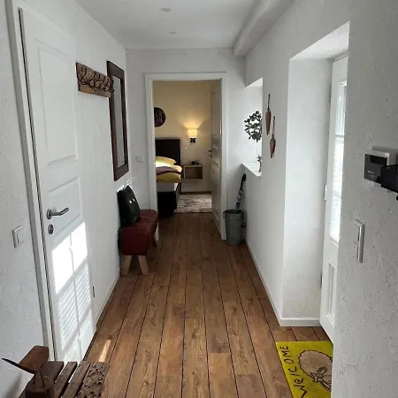 Ammerland 2 Apartment *